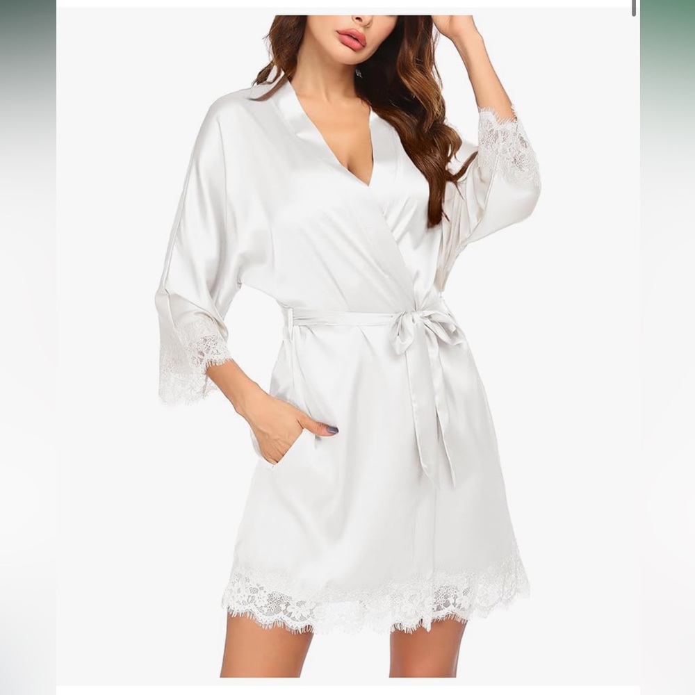Elegant White Lace Trim Satin Robe